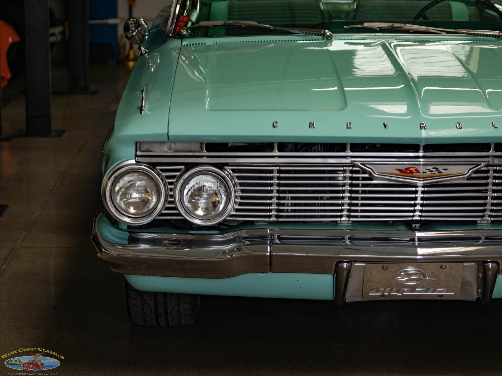 Chevrolet-Impala-2-Door-Hardtop-Custom-1961-2-Door-Hardtop-13