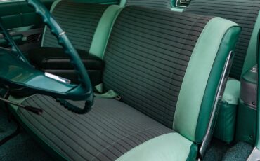 Chevrolet-Impala-2-Door-Hardtop-Custom-1961-2-Door-Hardtop-25