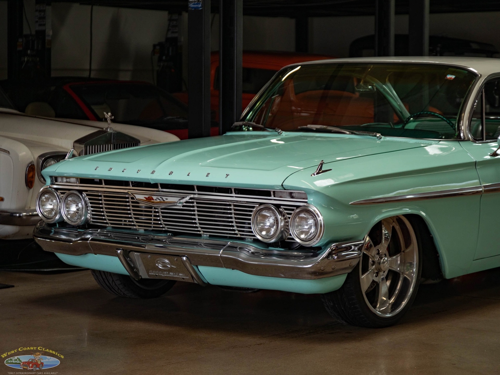 Chevrolet-Impala-2-Door-Hardtop-Custom-1961-2-Door-Hardtop-7
