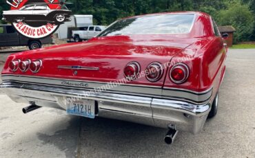Chevrolet-Impala-4-speed-1965-13