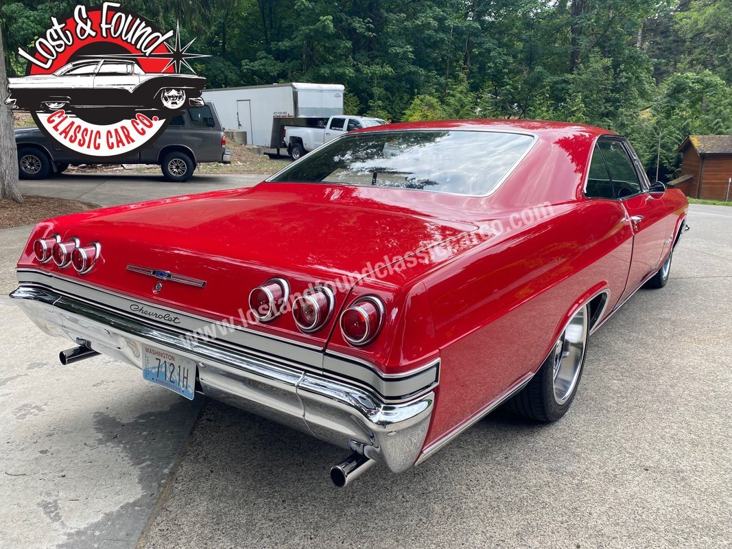 Chevrolet-Impala-4-speed-1965-14