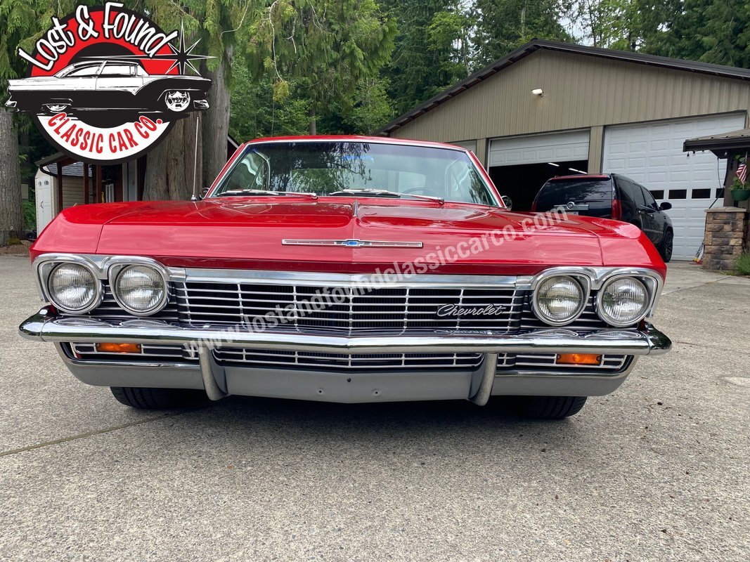 Chevrolet-Impala-4-speed-1965-26