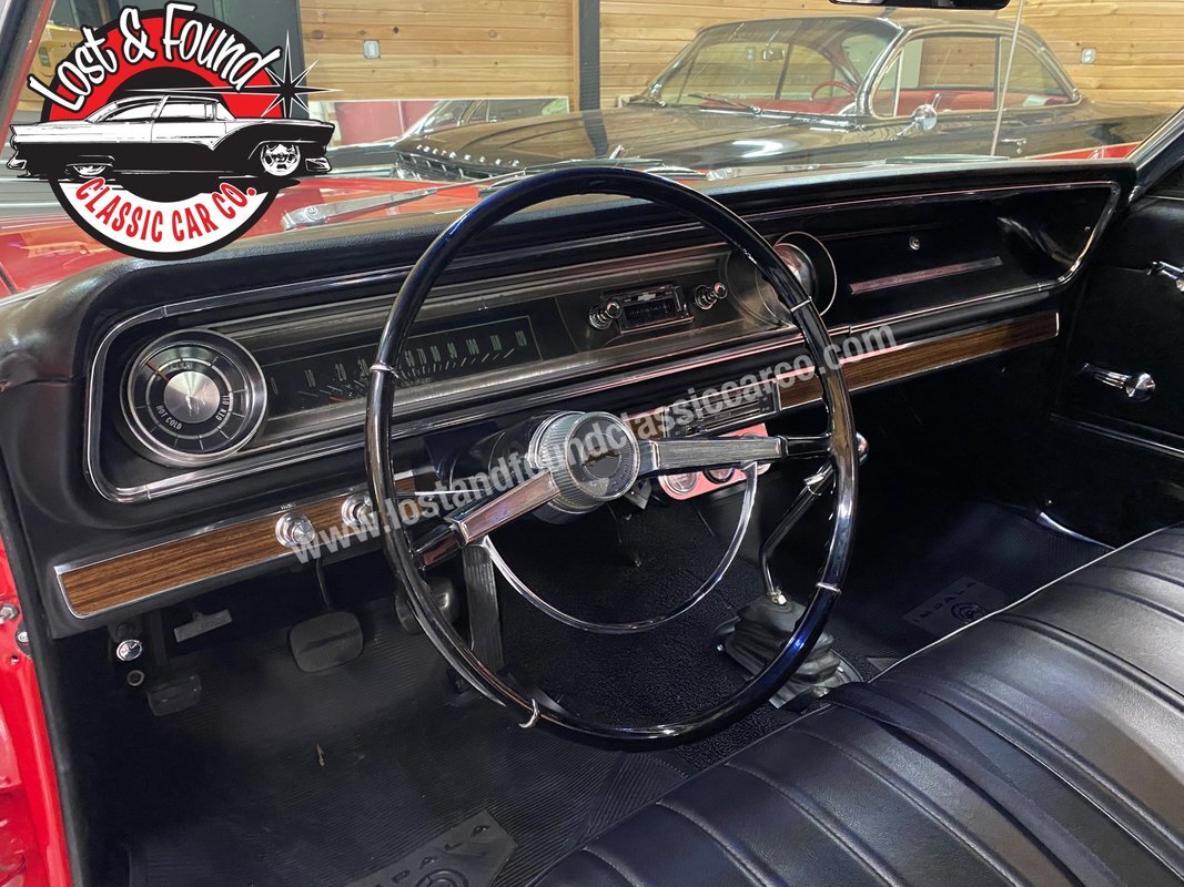Chevrolet-Impala-4-speed-1965-33
