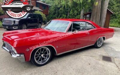 Chevrolet Impala 4 speed 1965 --