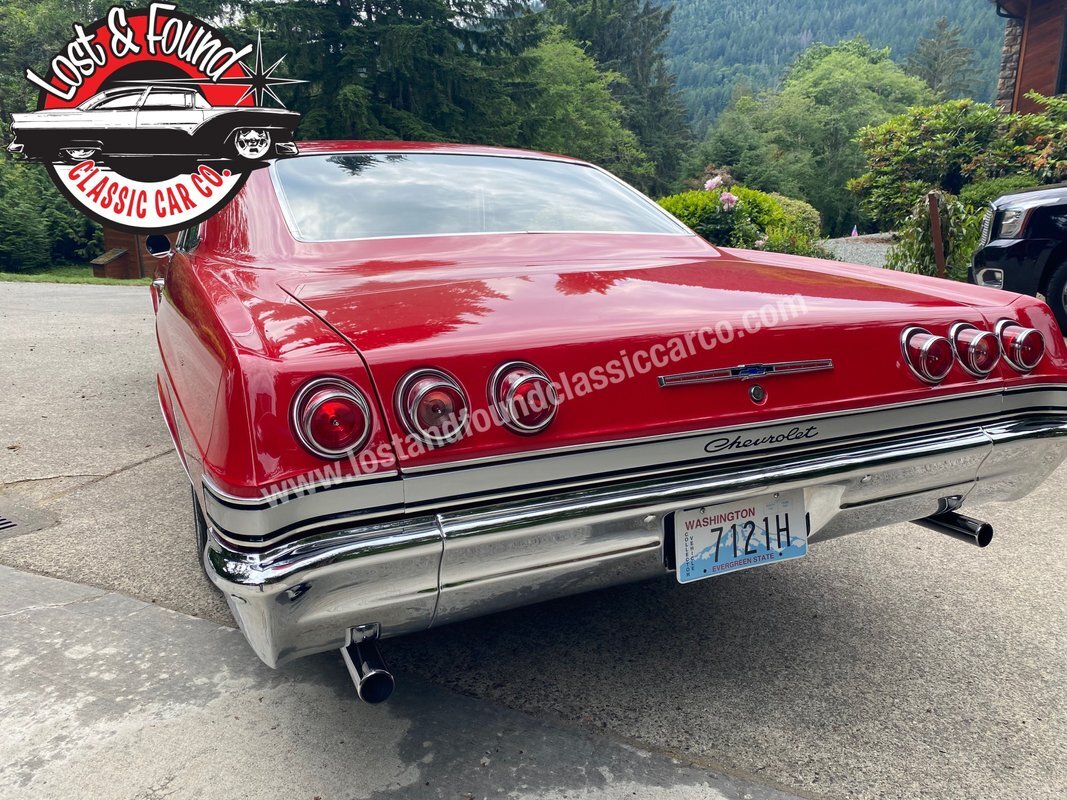 Chevrolet-Impala-4-speed-1965-9