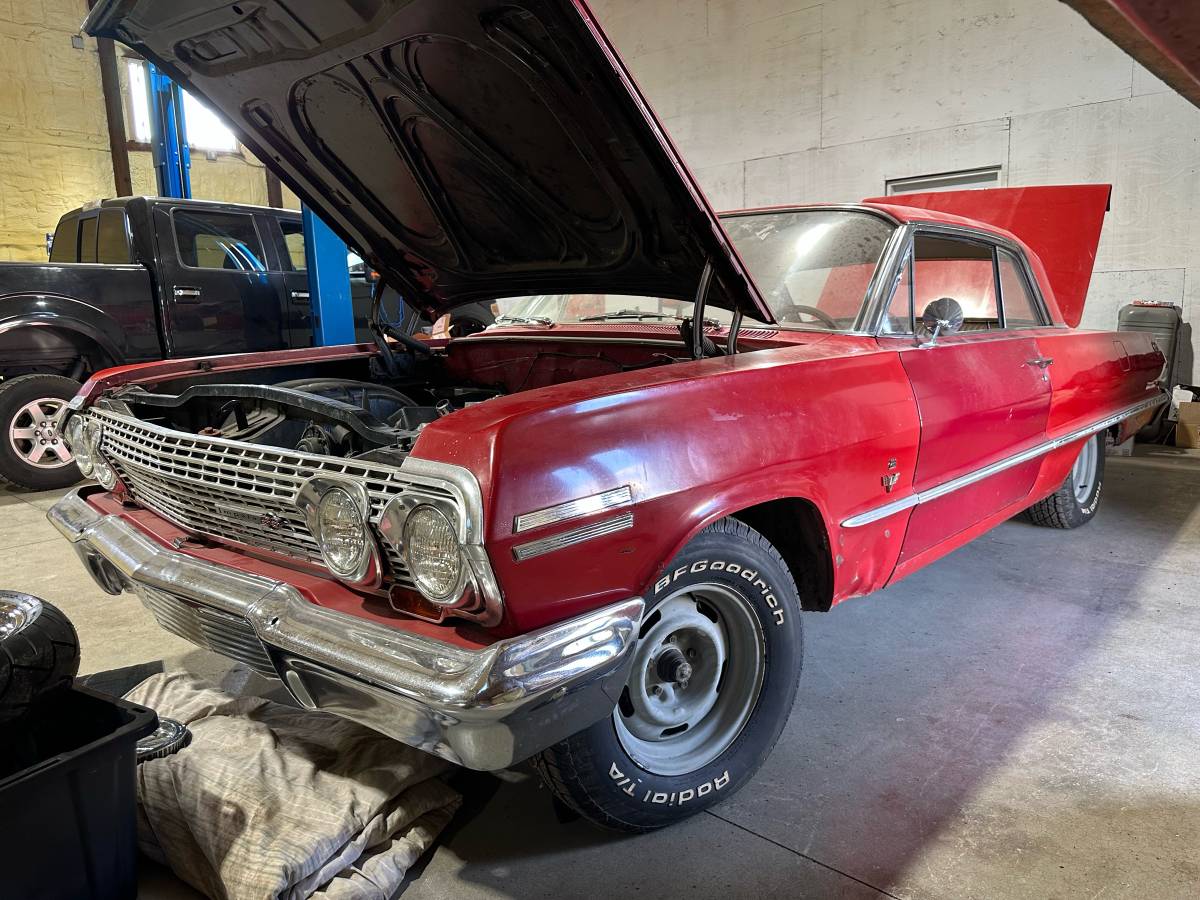 Chevrolet-Impala-ss-1963-2