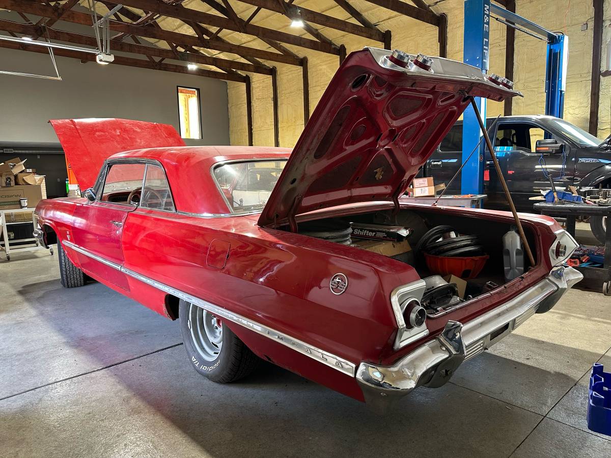Chevrolet-Impala-ss-1963-3