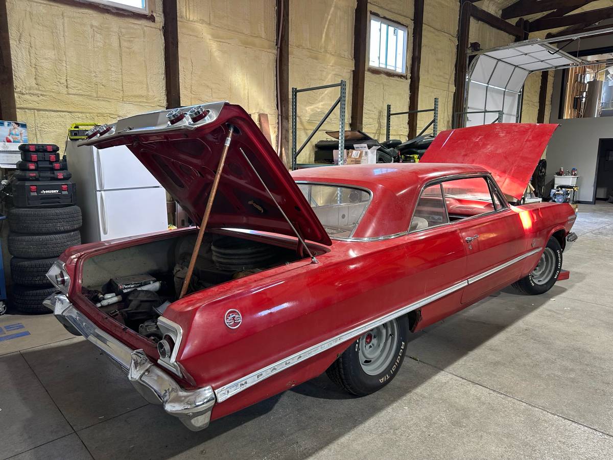 Chevrolet-Impala-ss-1963