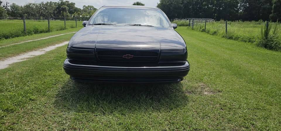 Chevrolet Impala ss  1994 black