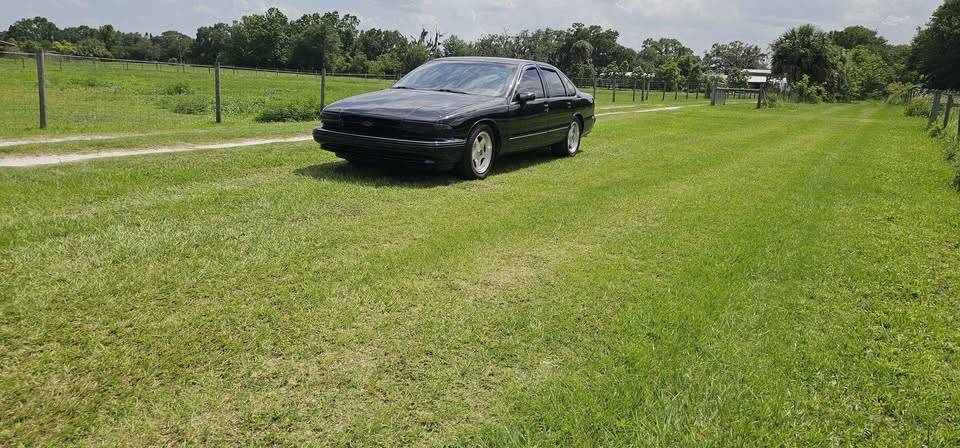 Chevrolet-Impala-ss-1994-black-6