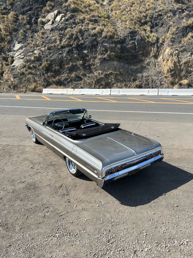 Chevrolet-Impala-ss-convertible-1964-silver-16