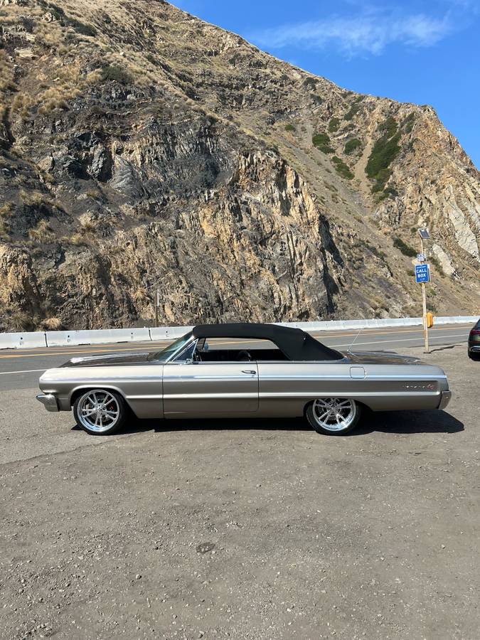 Chevrolet-Impala-ss-convertible-1964-silver-17