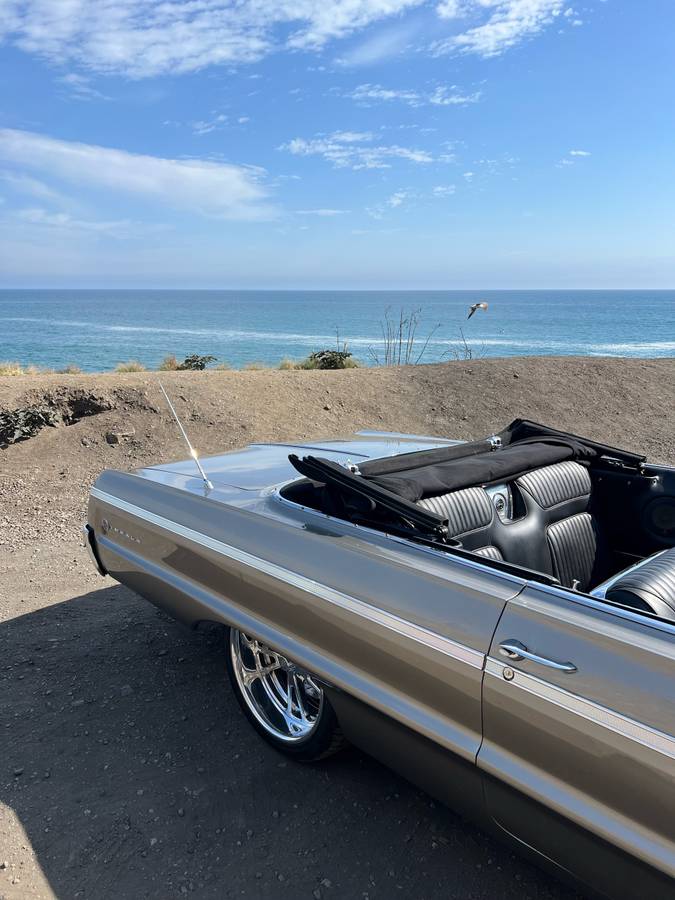 Chevrolet-Impala-ss-convertible-1964-silver-4