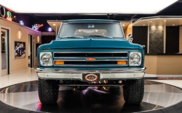 Chevrolet-K-10-1967-Pickup-Truck-7