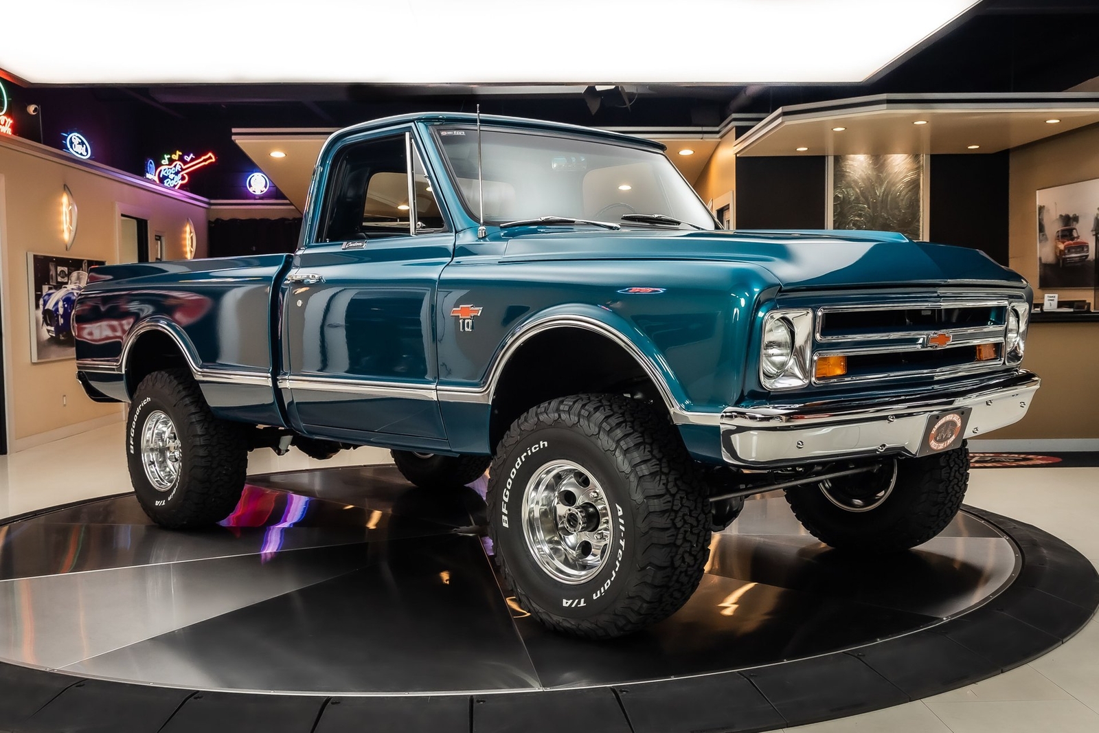 Chevrolet-K-10-1967-Pickup-Truck-9