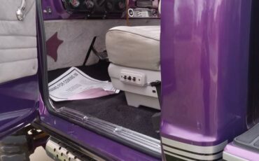 Chevrolet-K-10-1968-purple-11