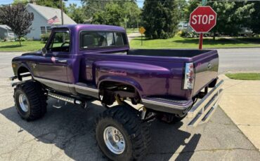Chevrolet-K-10-1968-purple-2