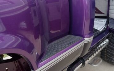 Chevrolet-K-10-1968-purple-20