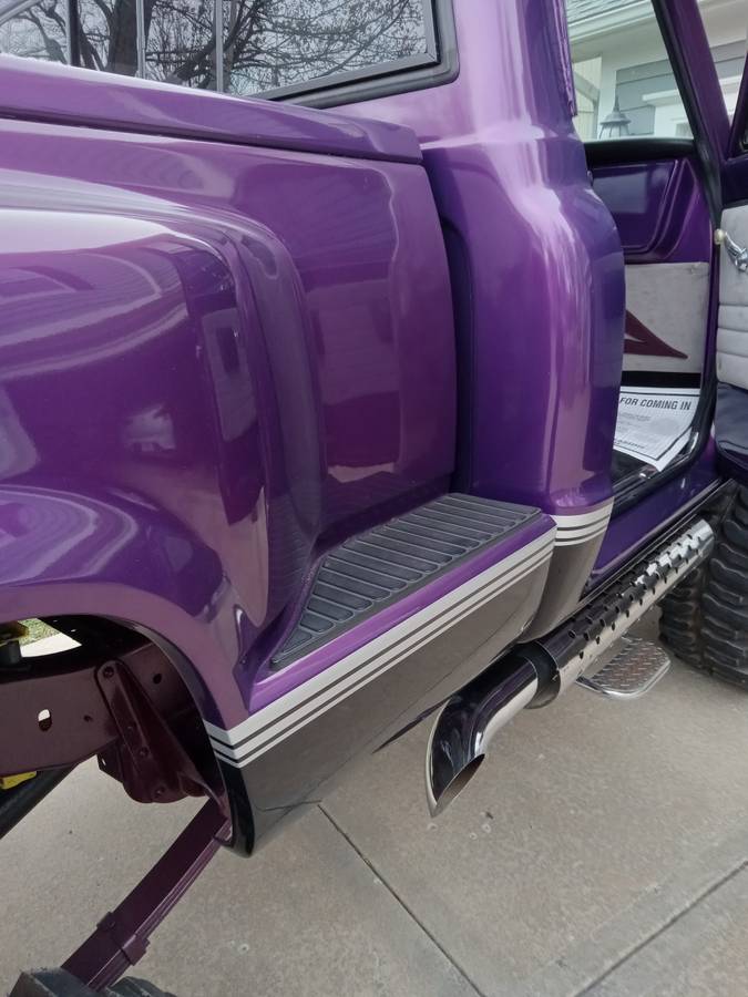 Chevrolet-K-10-1968-purple-20