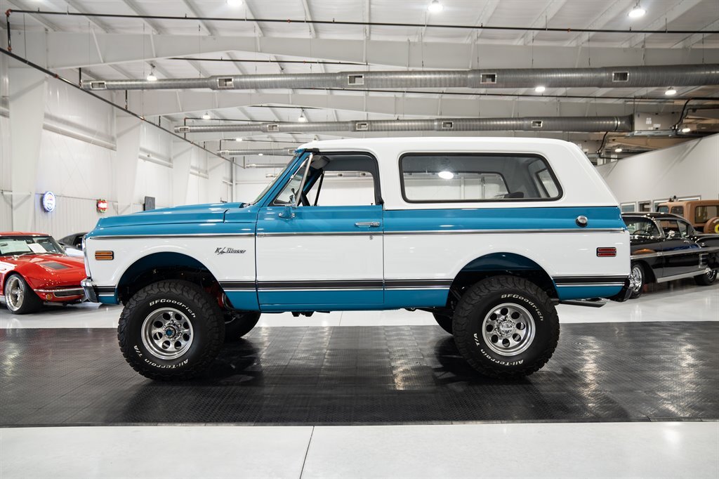 Chevrolet-K-5-Blazer-1972-SUV-2