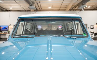 Chevrolet-K-5-Blazer-1972-SUV-23
