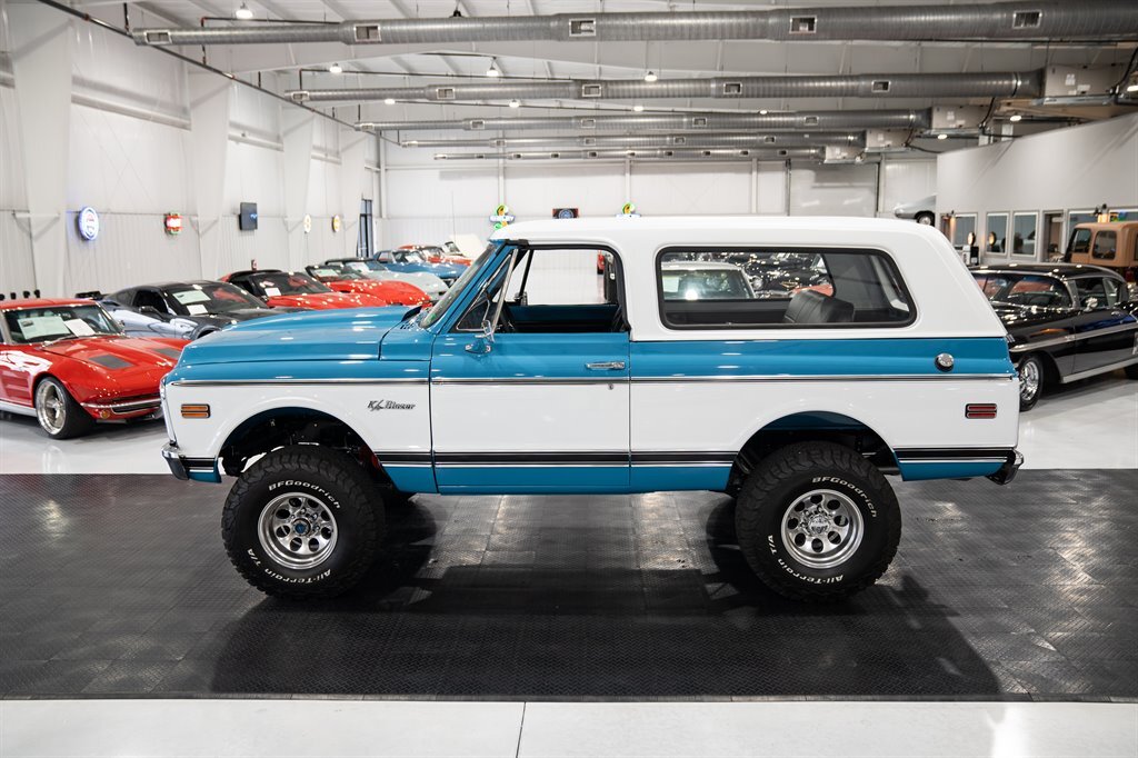 Chevrolet-K-5-Blazer-1972-SUV-3