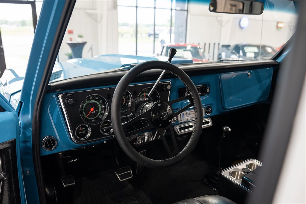 Chevrolet-K-5-Blazer-1972-SUV-36
