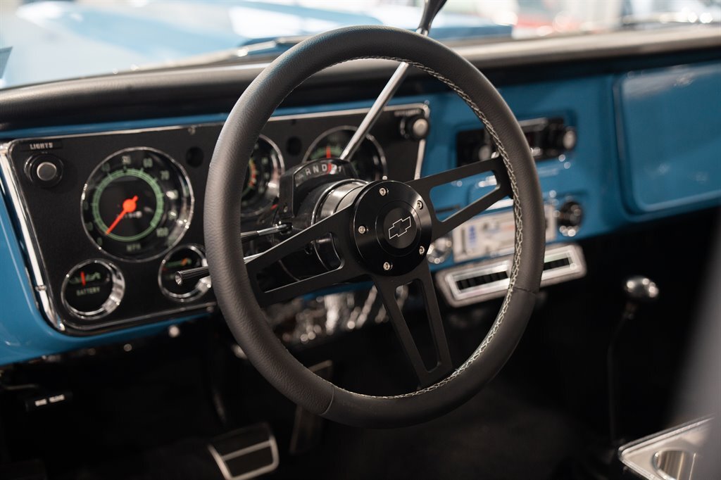 Chevrolet-K-5-Blazer-1972-SUV-37