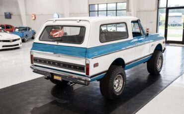 Chevrolet-K-5-Blazer-1972-SUV-9