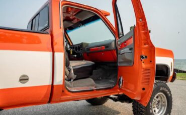 Chevrolet-K10-1976-orange-10