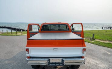 Chevrolet-K10-1976-orange-15