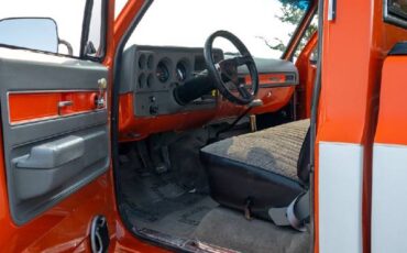 Chevrolet-K10-1976-orange-19