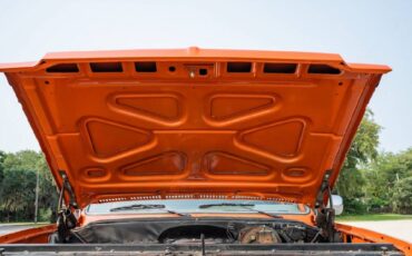 Chevrolet-K10-1976-orange-20