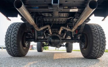 Chevrolet-K10-1976-orange-21