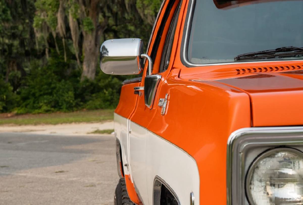 Chevrolet-K10-1976-orange-8
