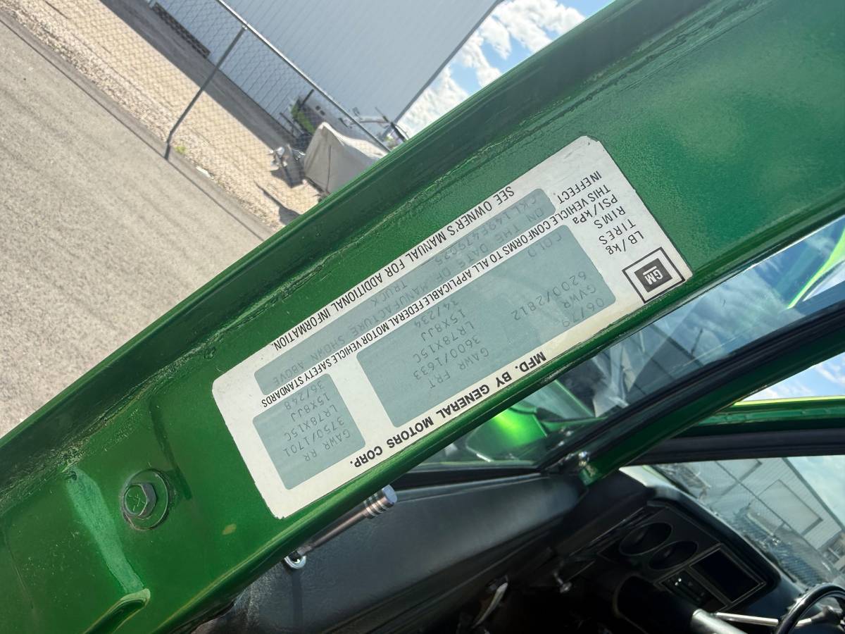 Chevrolet-K10-4x4-1979-green-14