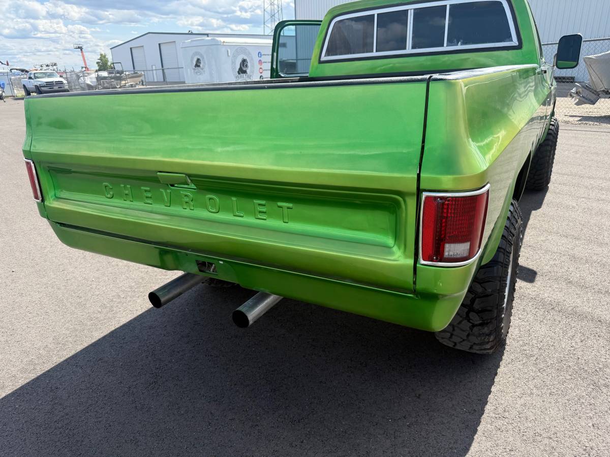 Chevrolet-K10-4x4-1979-green-17