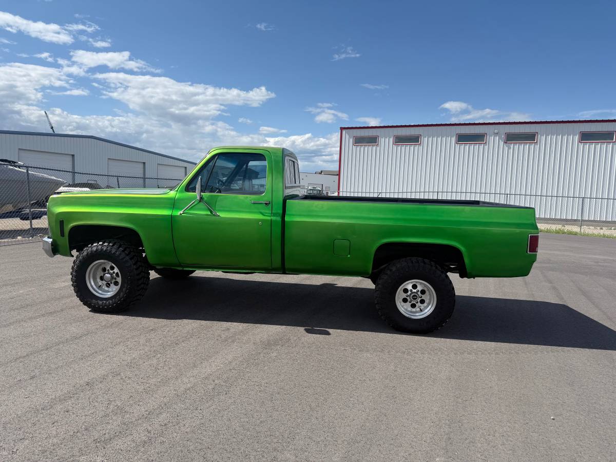 Chevrolet-K10-4x4-1979-green-4