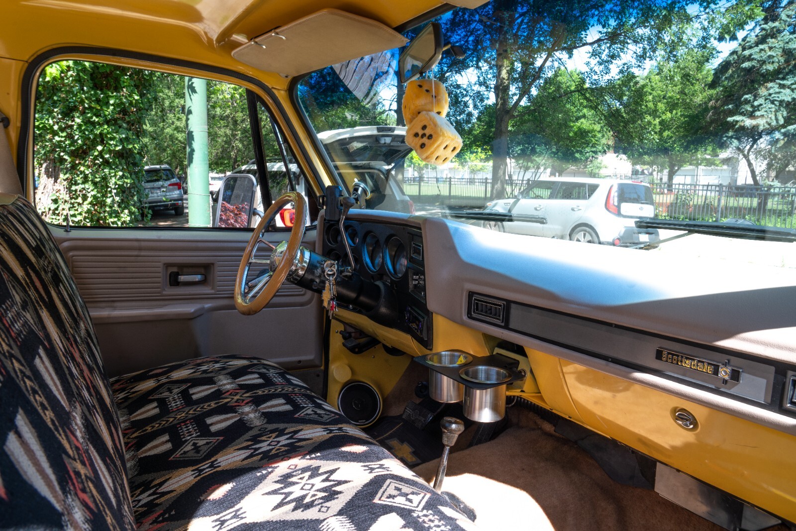 Chevrolet-K10-Pickup-1977-Standard-Cab-Pickup-24