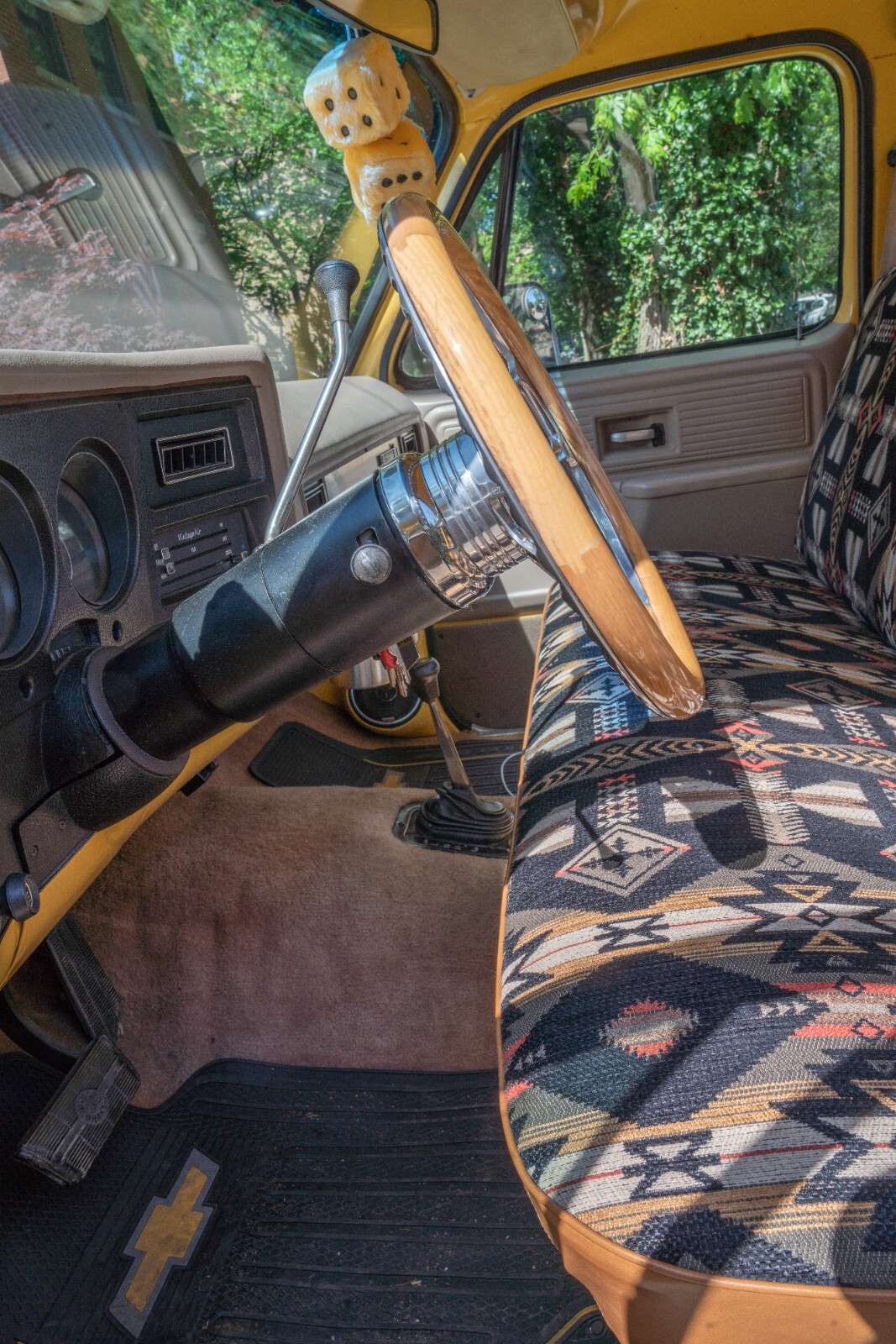 Chevrolet-K10-Pickup-1977-Standard-Cab-Pickup-26
