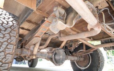 Chevrolet-K10-Pickup-1977-Standard-Cab-Pickup-36