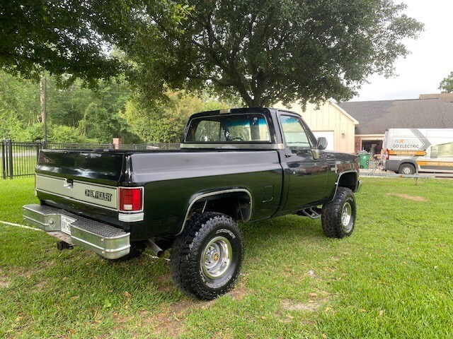 Chevrolet-K10-Pickup-1986-Standard-Cab-Pickup-5