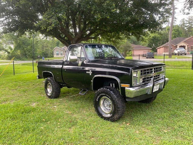 Chevrolet-K10-Pickup-1986-Standard-Cab-Pickup