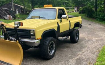 Chevrolet-K10-silverado-4x4-1990-yellow-2