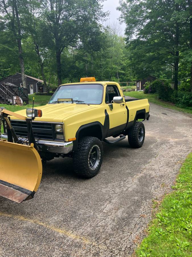 Chevrolet-K10-silverado-4x4-1990-yellow-2
