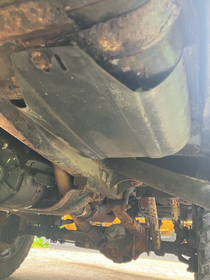 Chevrolet-K10-silverado-4x4-1990-yellow-20