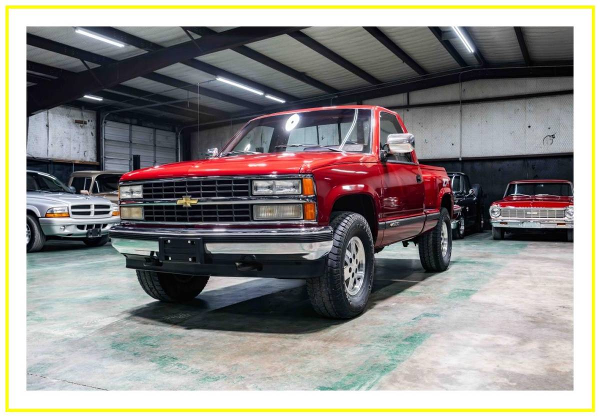 Chevrolet K1500 step side 4x4  1990 red