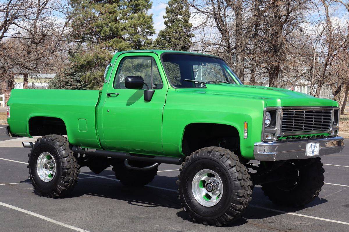 Chevrolet-K20-1979-green-1