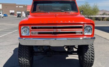 Chevrolet-K20-restomod-1968-orange-1