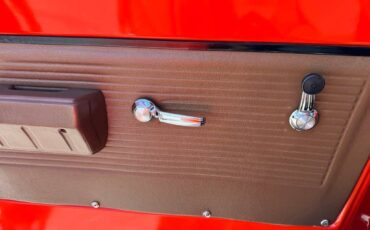 Chevrolet-K20-restomod-1968-orange-12